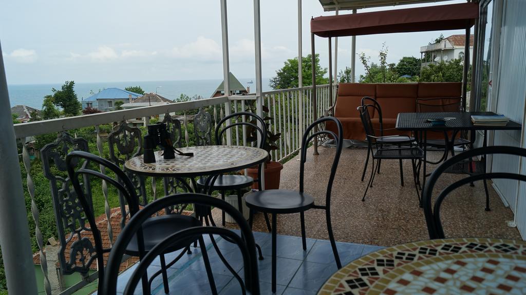 Tj Guest House Makhinjauri Exterior photo