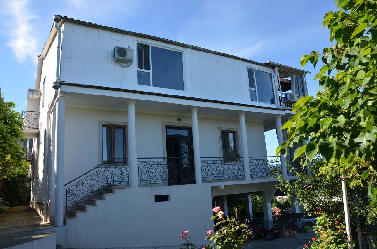 Tj Guest House Makhinjauri Exterior photo
